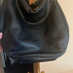 Marc Jacob’s black bag cross body